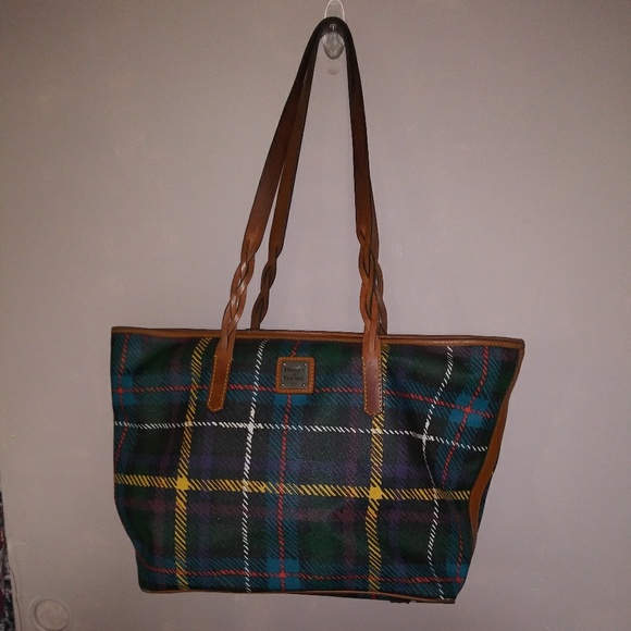 Dooney & Bourke Handbags - Dooney & Bourke Purse